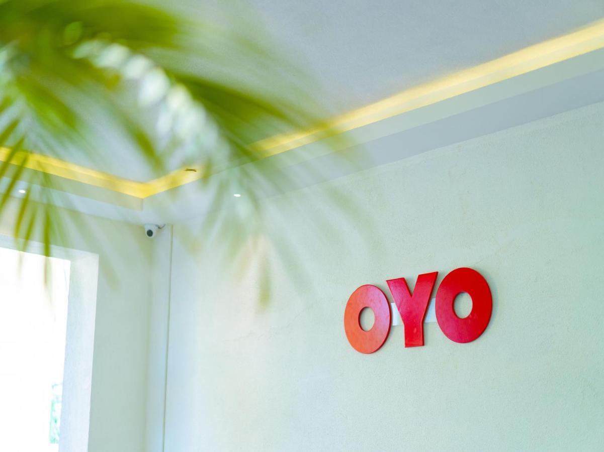 Oyo 77158 Hotel Swastik Palace Bhiwandi Eksteriør bilde